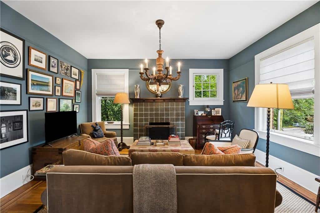 Listing photo 4