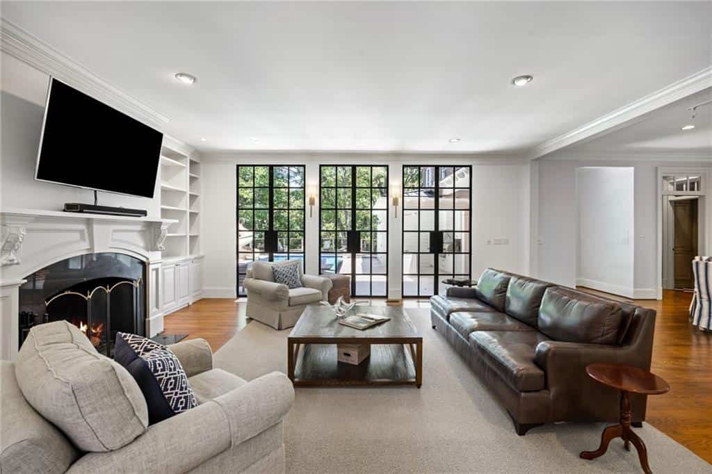 Listing photo 6