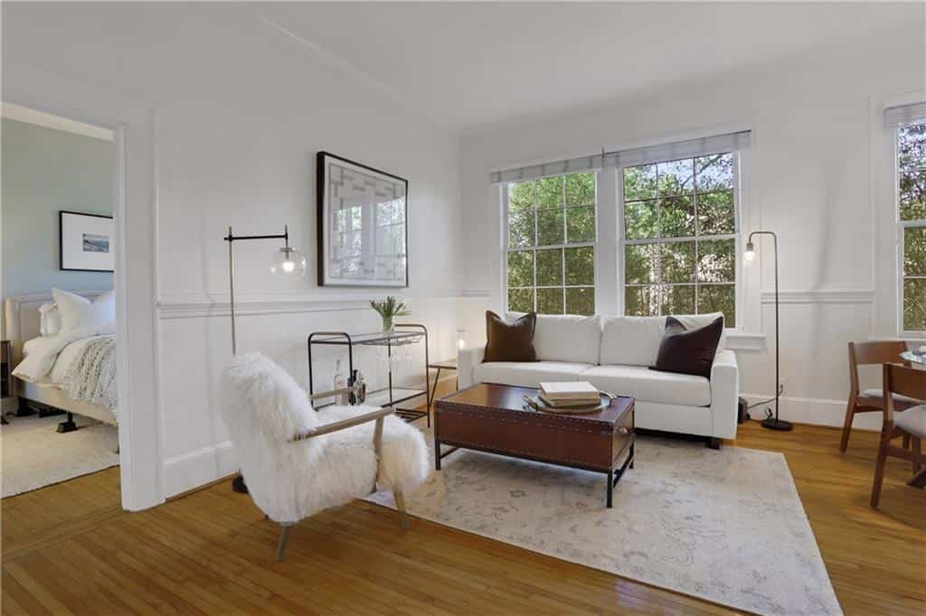 Listing photo 6