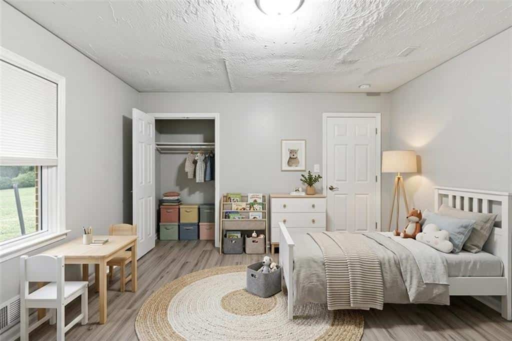 Listing photo 6