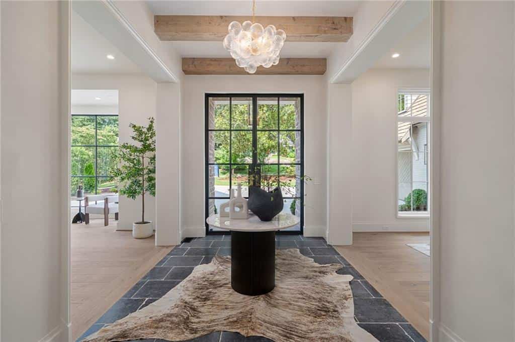 Listing photo 6
