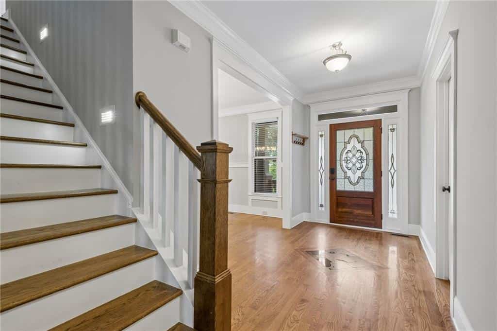 Listing photo 6