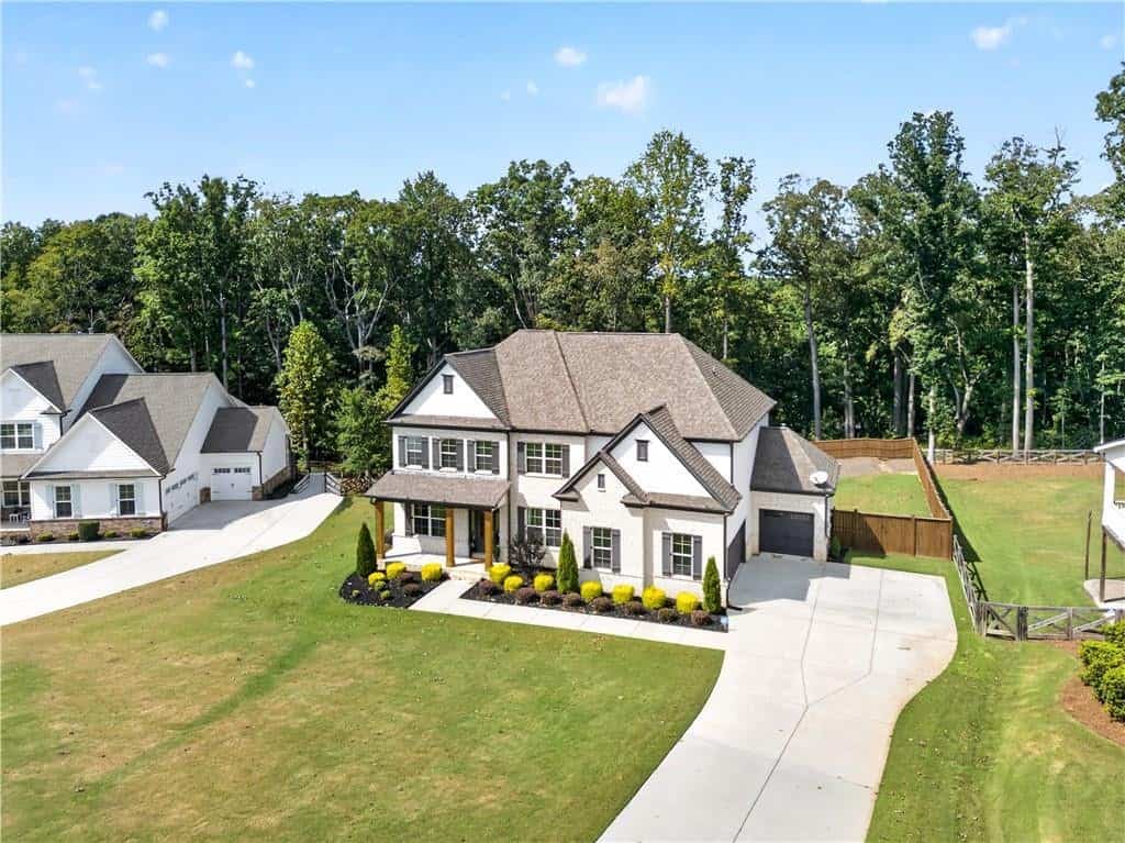 1041 Montrose Way, Hoschton, GA 30548