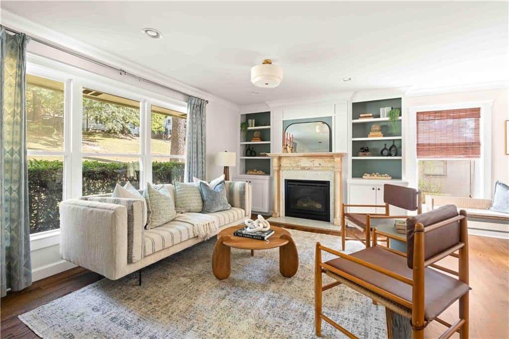 Listing photo 6