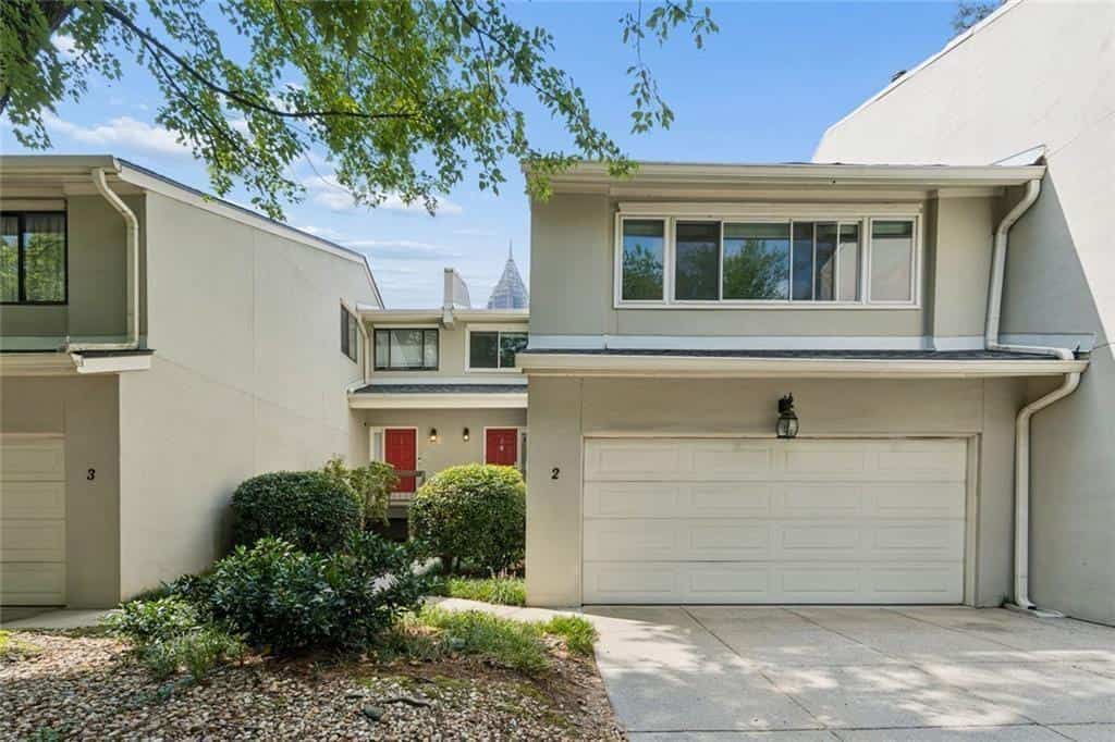 Listing photo 6