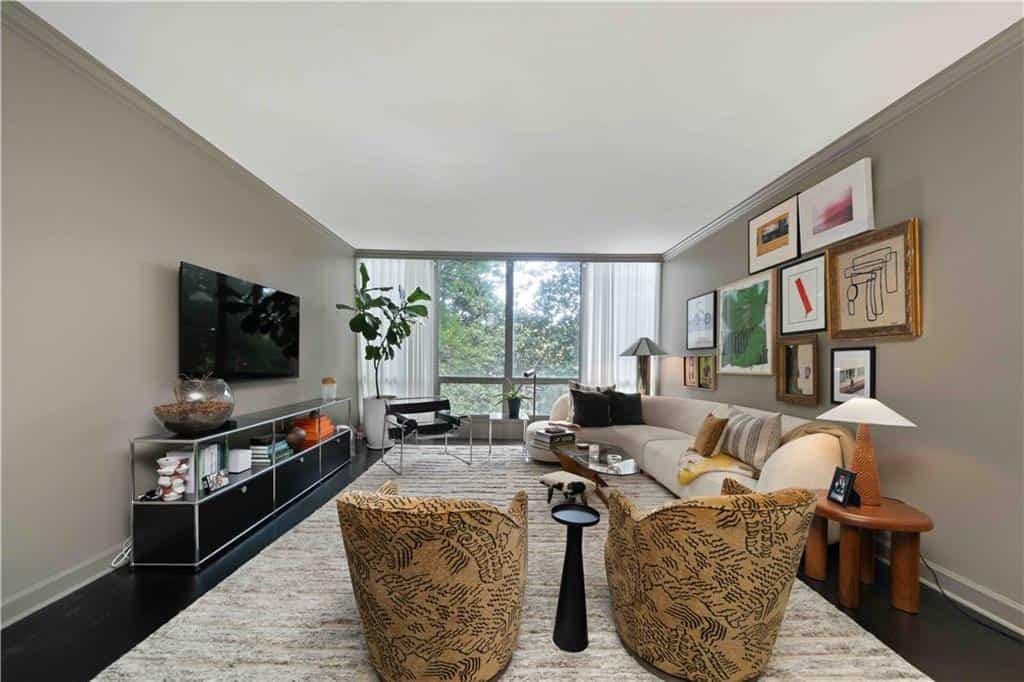 Listing photo 6