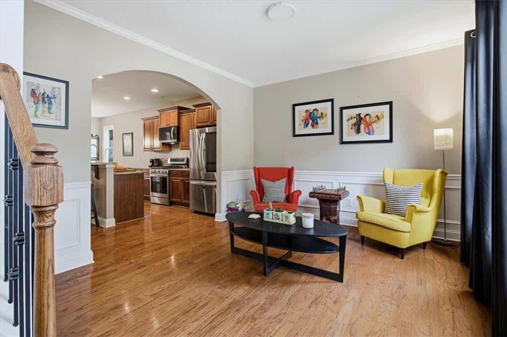 Listing photo 6