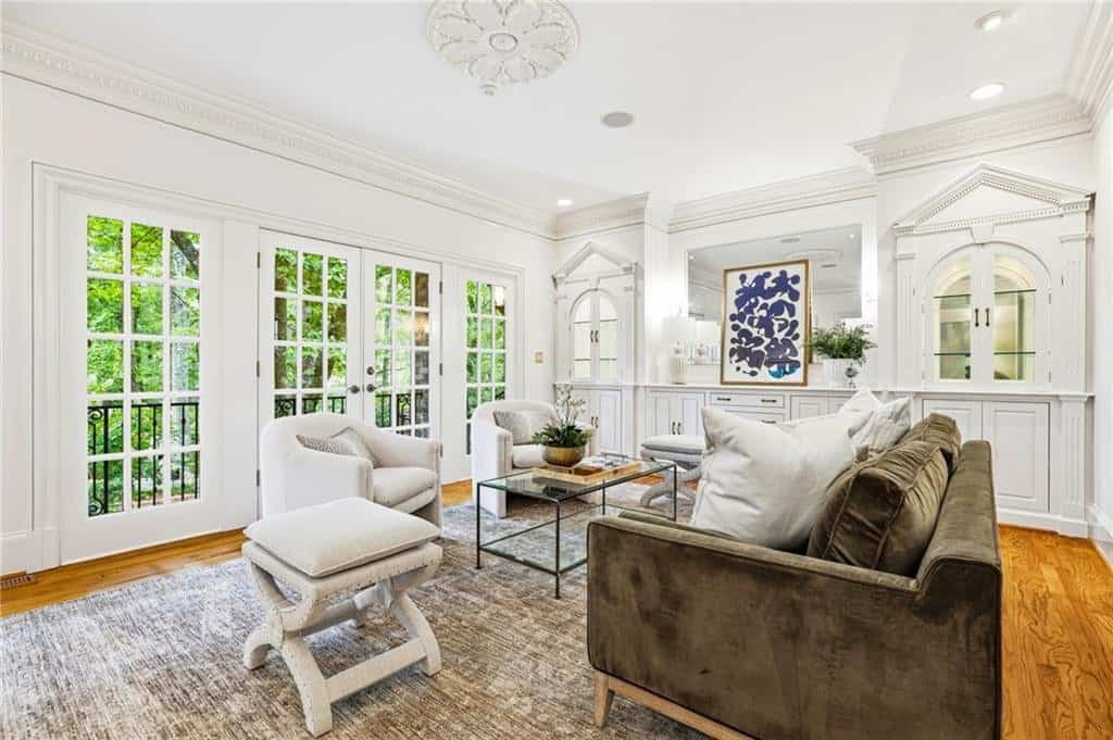 Listing photo 6