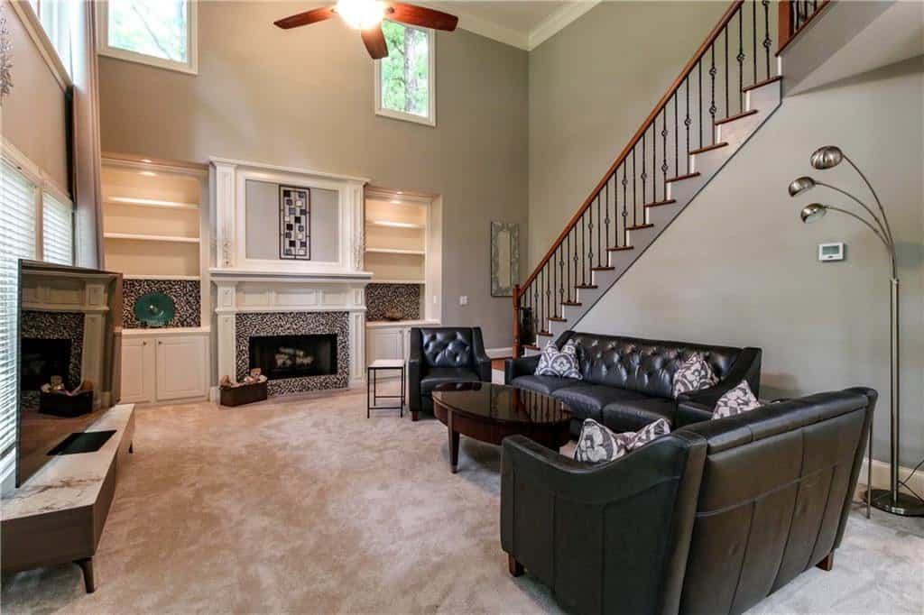 Listing photo 6