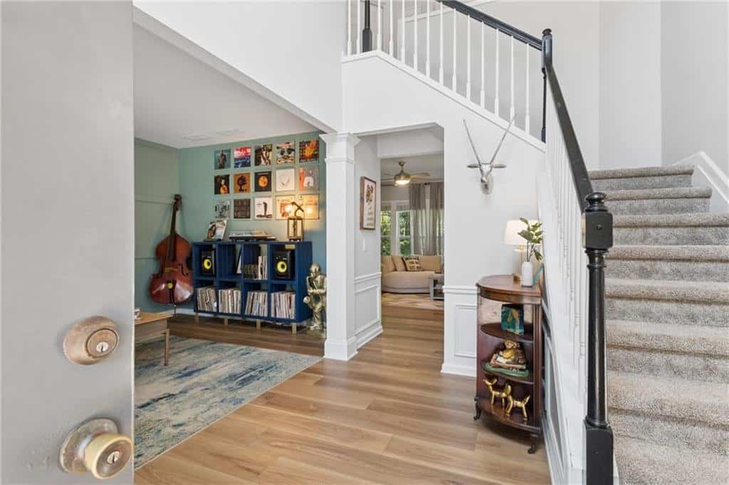 Listing photo 3