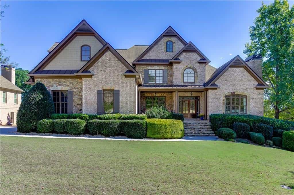 4650 Windswept Way, Flowery Branch, GA 30542
