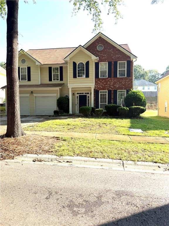 Listing photo 2