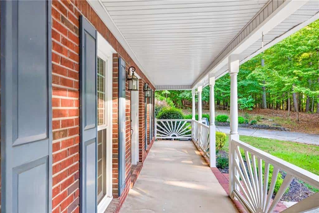 Listing photo 6