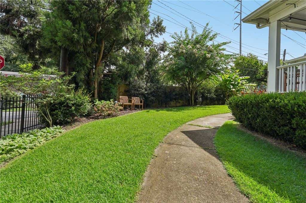 Listing photo 6