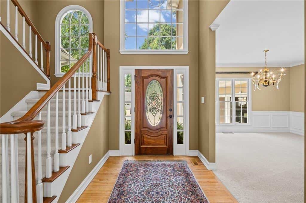 Listing photo 3