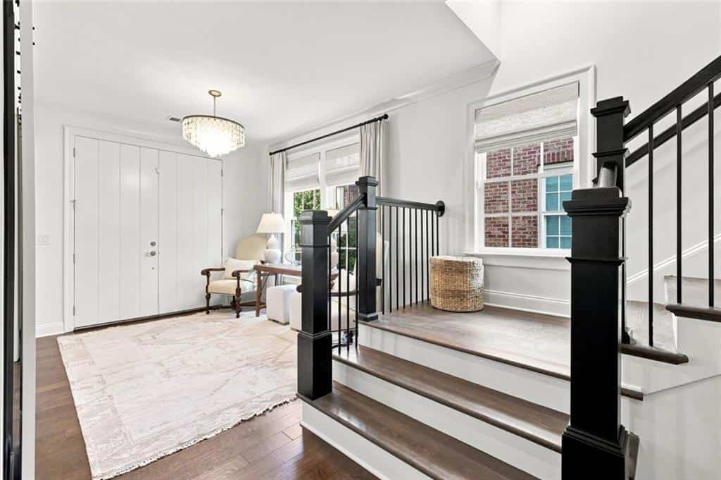 Listing photo 6