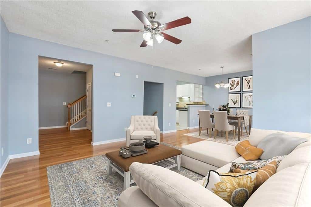Listing photo 6