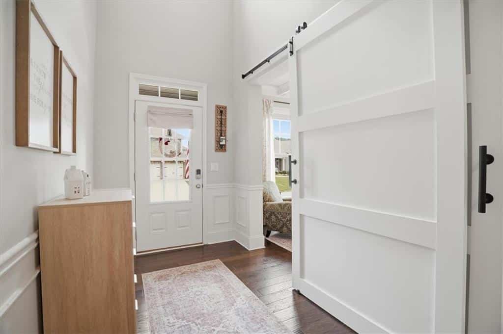 Listing photo 6