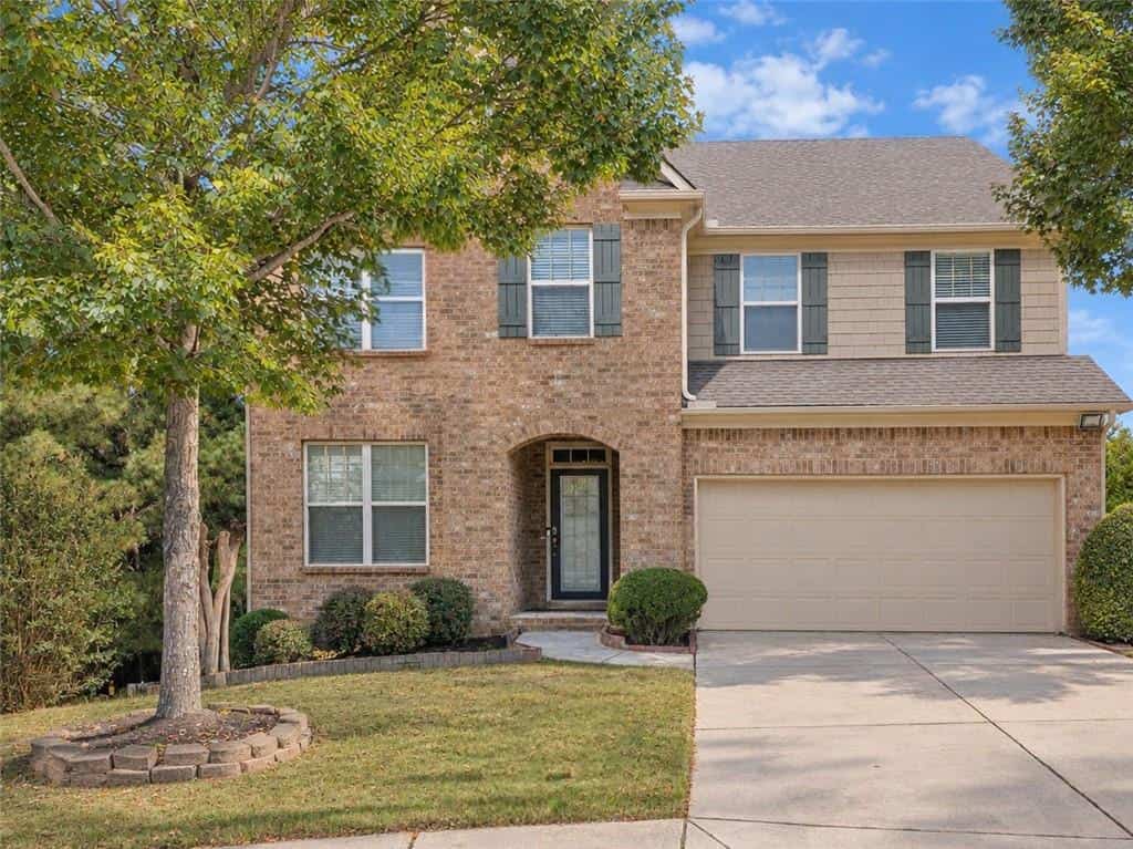 3422 Fallen Oak Drive, Buford, GA 30519