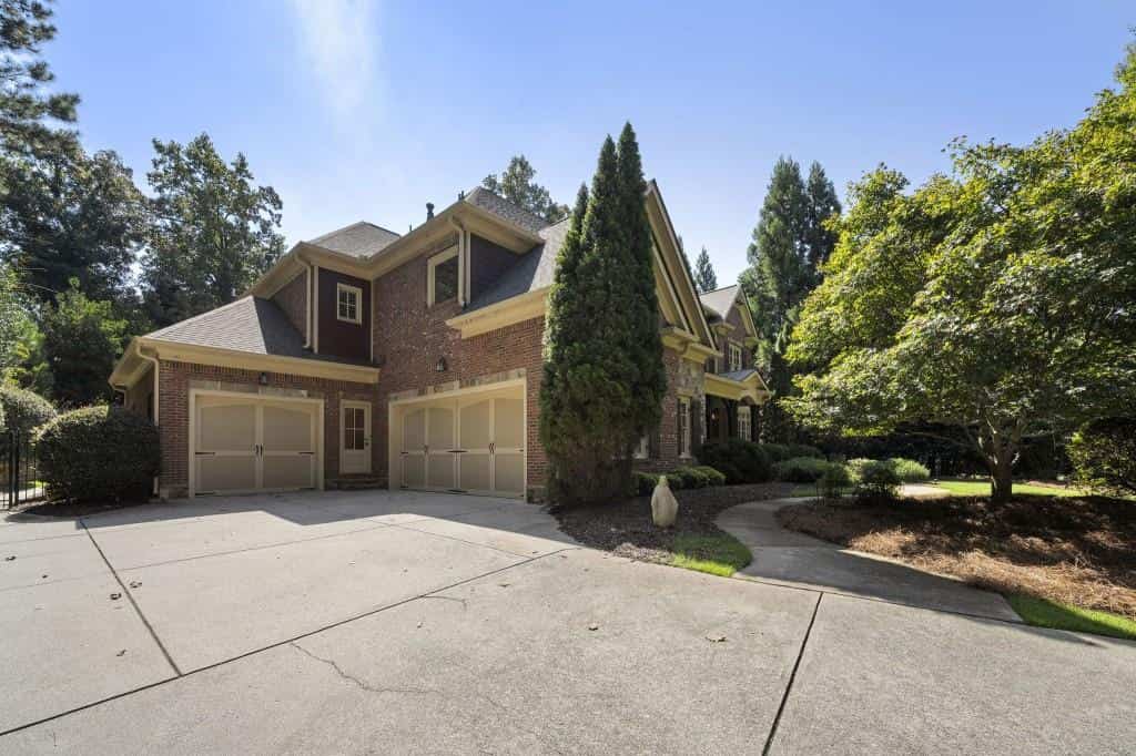 Listing photo 6