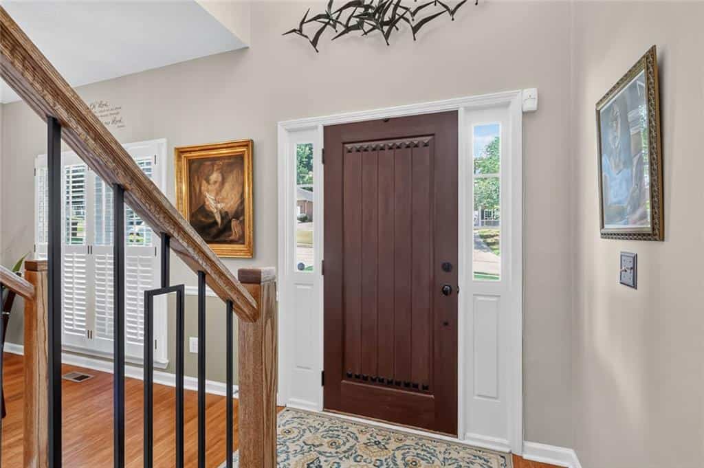 Listing photo 3