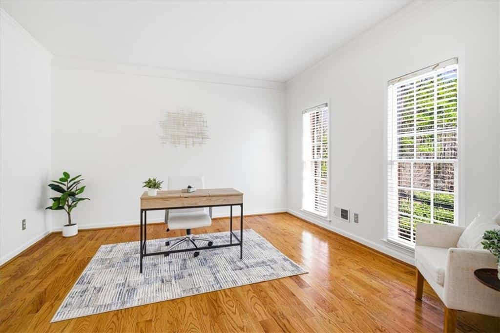 Listing photo 6