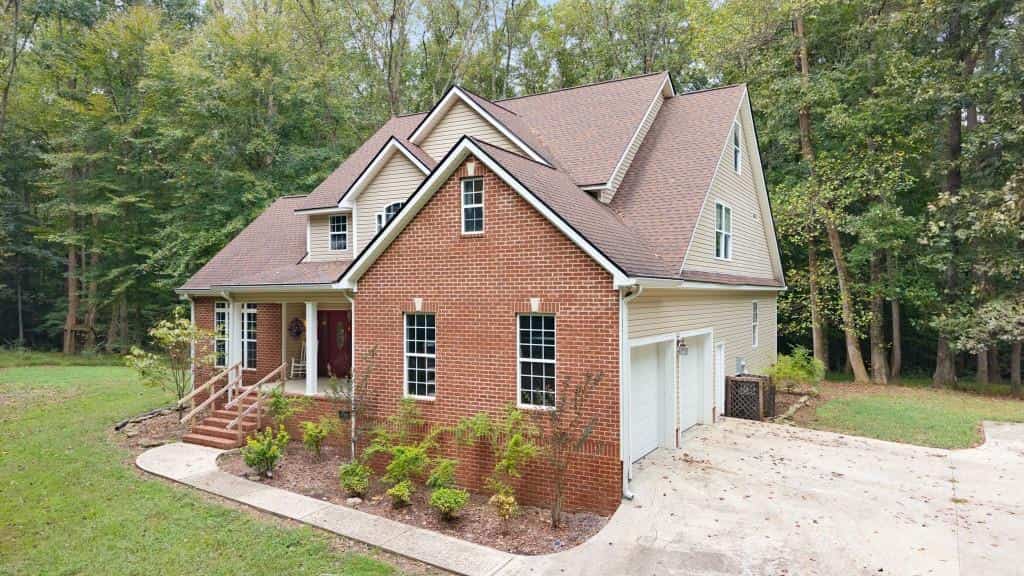 Listing photo 6
