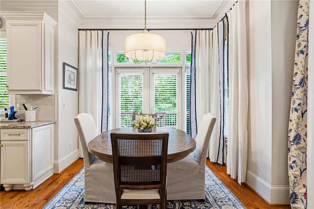 Listing photo 6