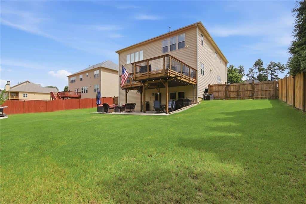 Listing photo 4