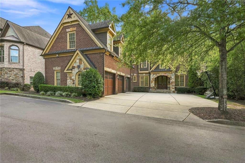 Listing photo 4