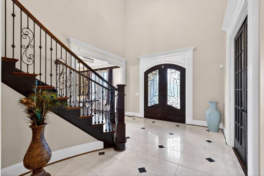 Listing photo 6