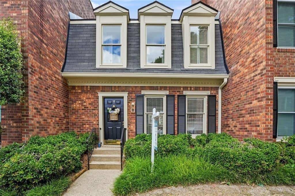 13 Stratford Hall Place NE #13, Atlanta, GA 30342