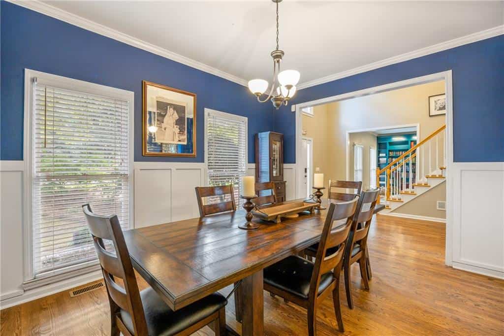 Listing photo 6