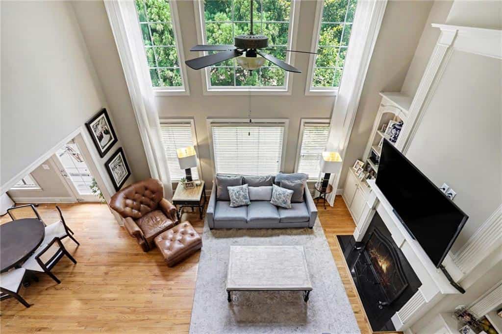 Listing photo 6