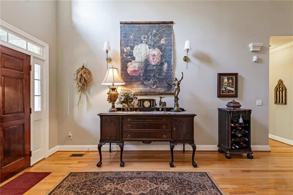 Listing photo 6