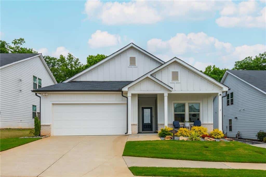 631 Valdosta Drive, Canton, GA 30114