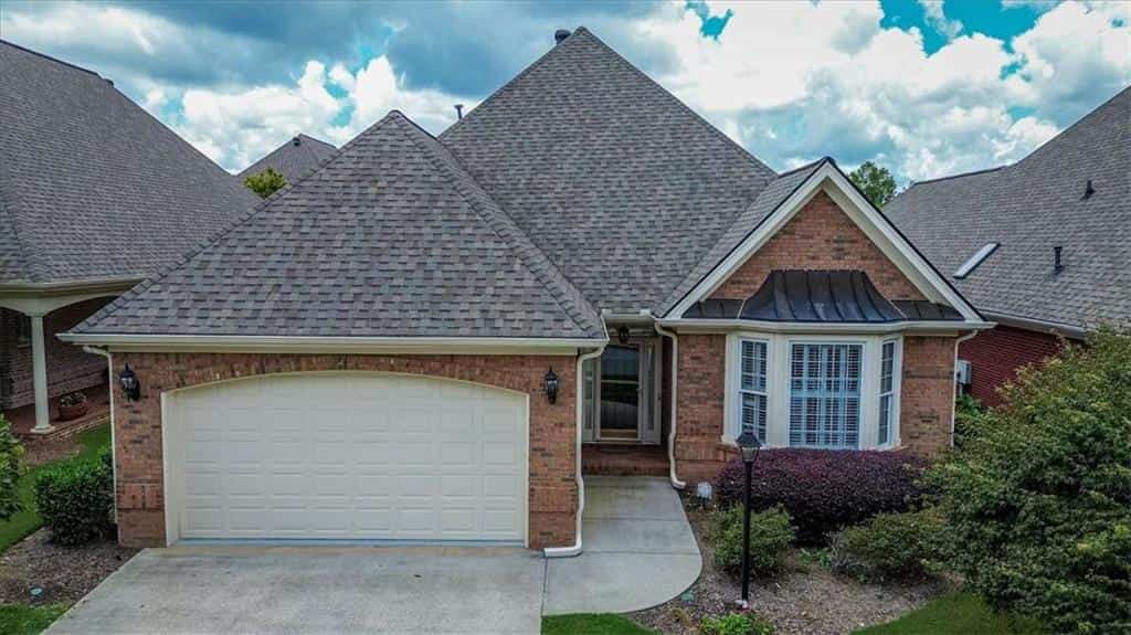 1910 Woodberry Run Drive, Snellville, GA 30078