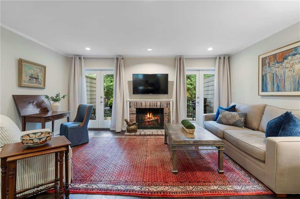 Listing photo 4