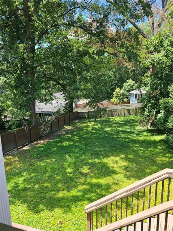 Listing photo 6