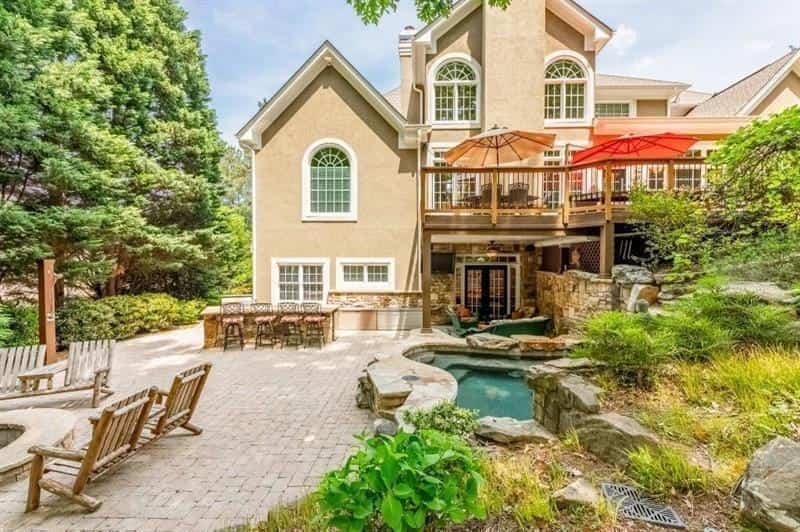 Listing photo 4
