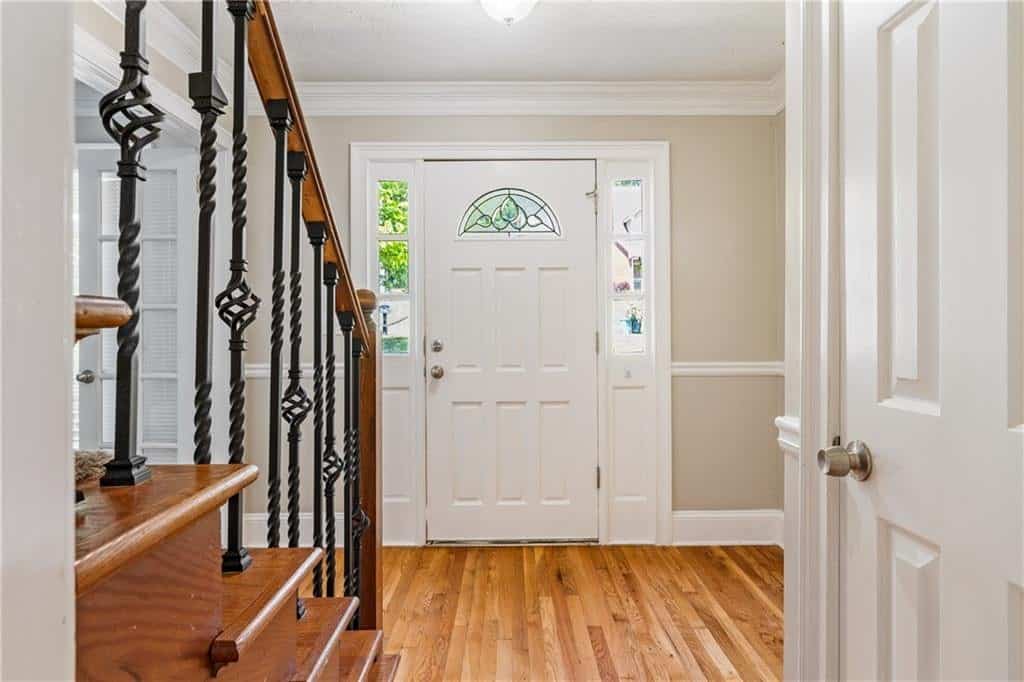Listing photo 6