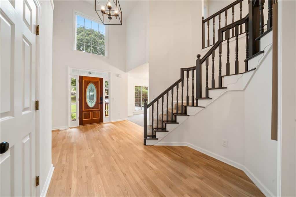 Listing photo 6