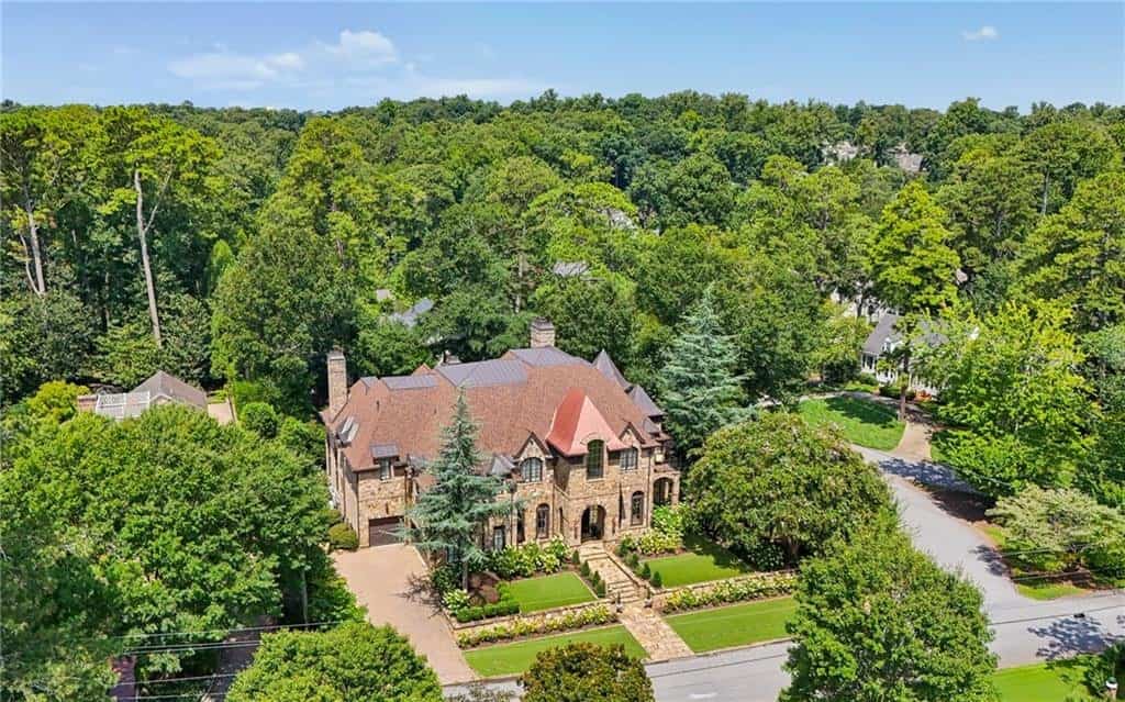 Listing photo 4
