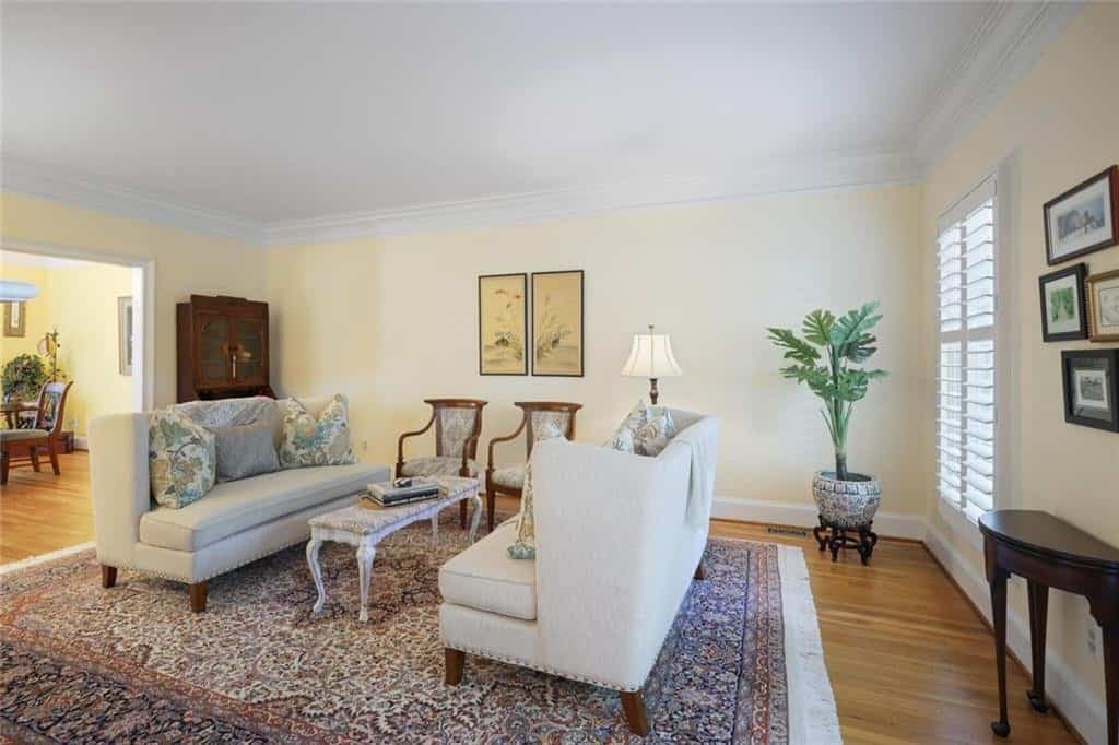 Listing photo 6
