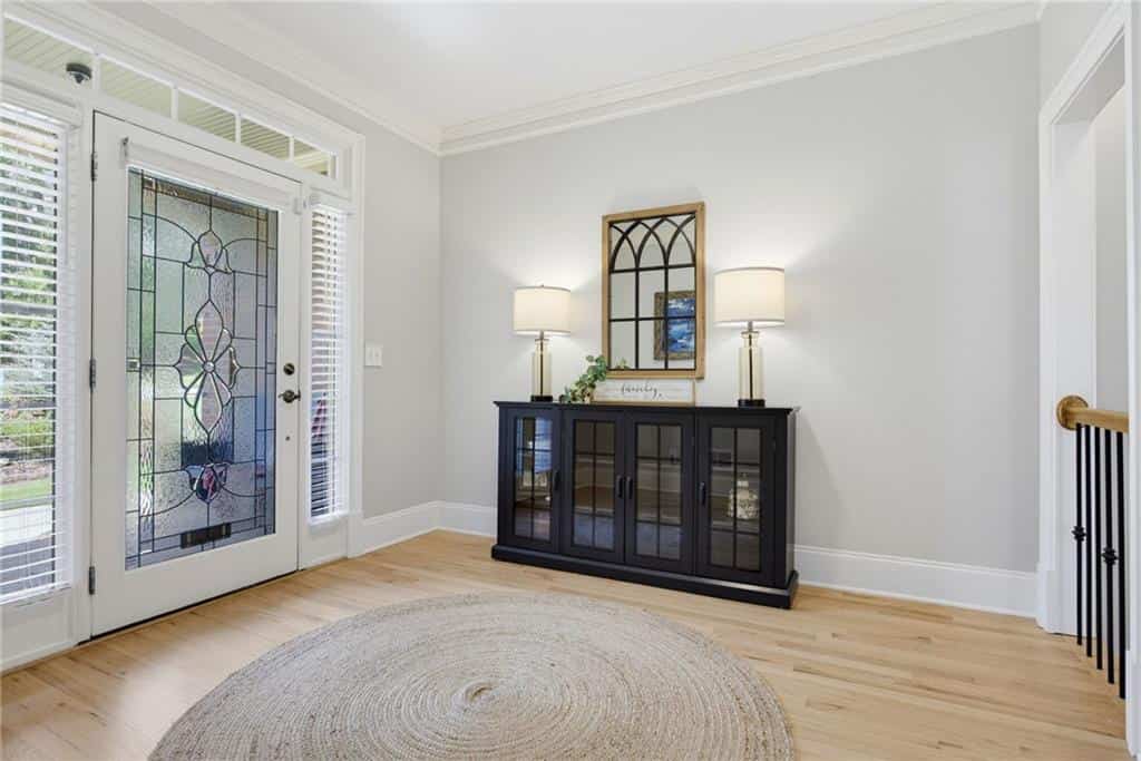 Listing photo 6