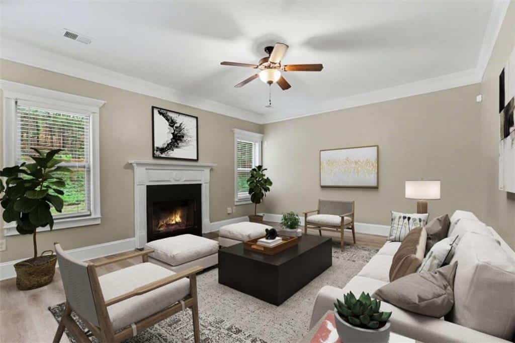 Listing photo 6