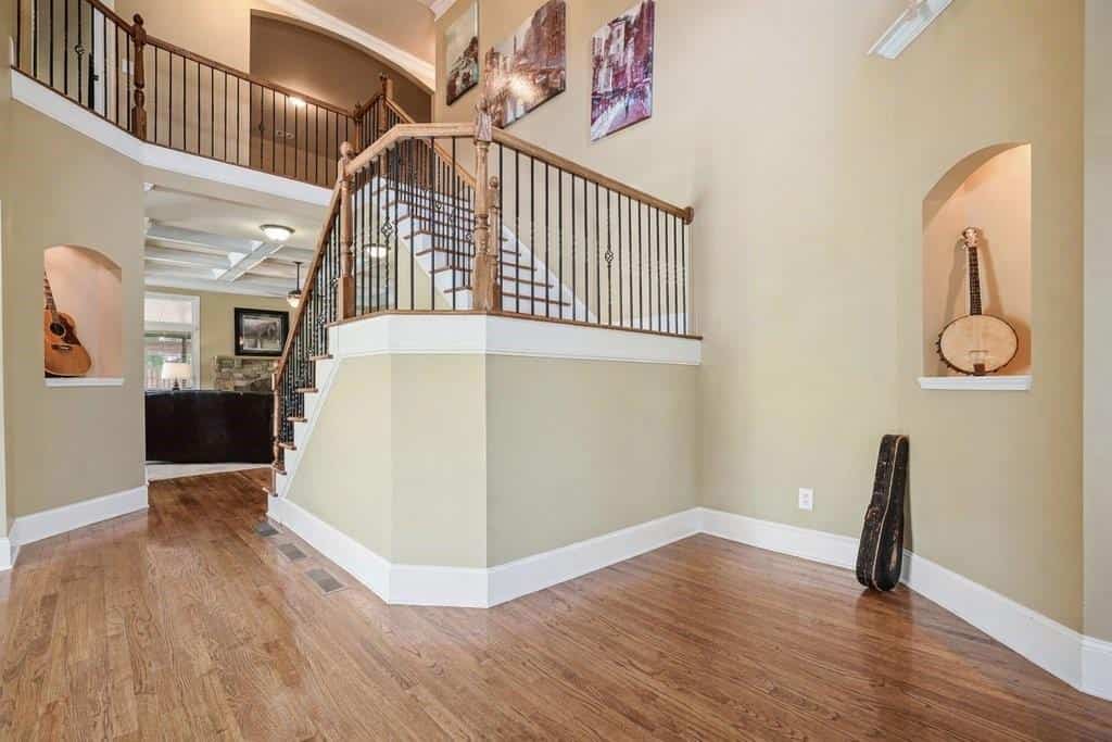 Listing photo 6