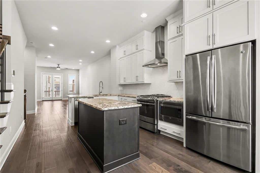 4745 Roswell Road, Sandy Springs, GA 30342