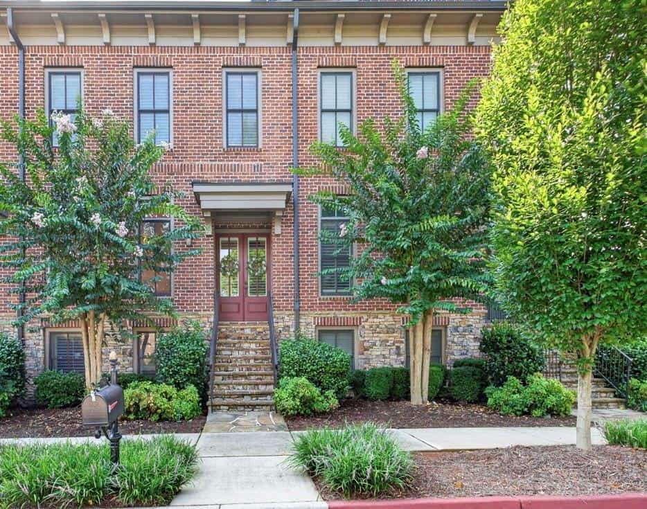 1012 Merrivale Chase, Roswell, GA 30075