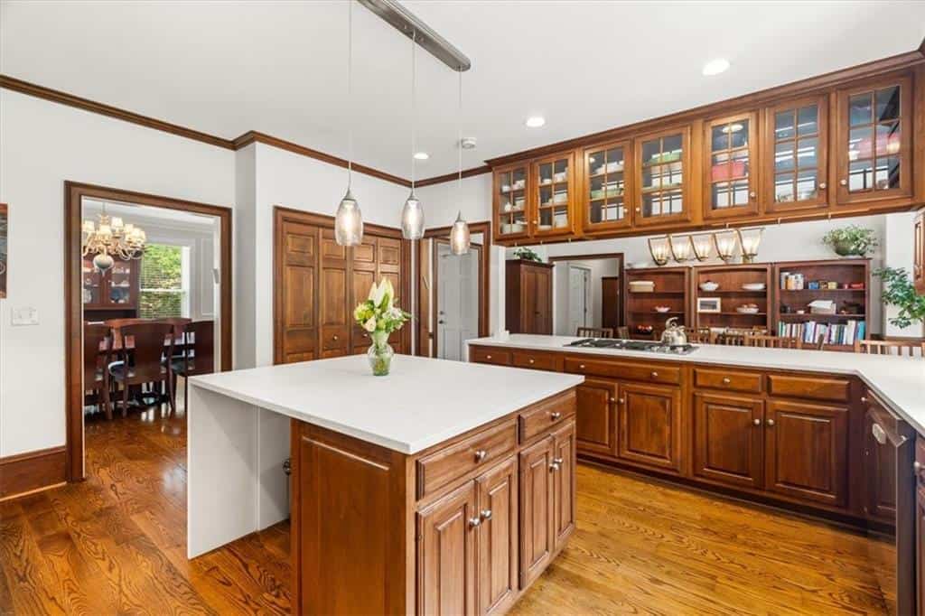 Listing photo 6